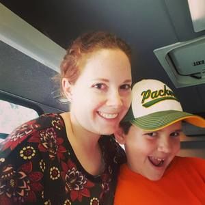 Meet your Posher, Hillary